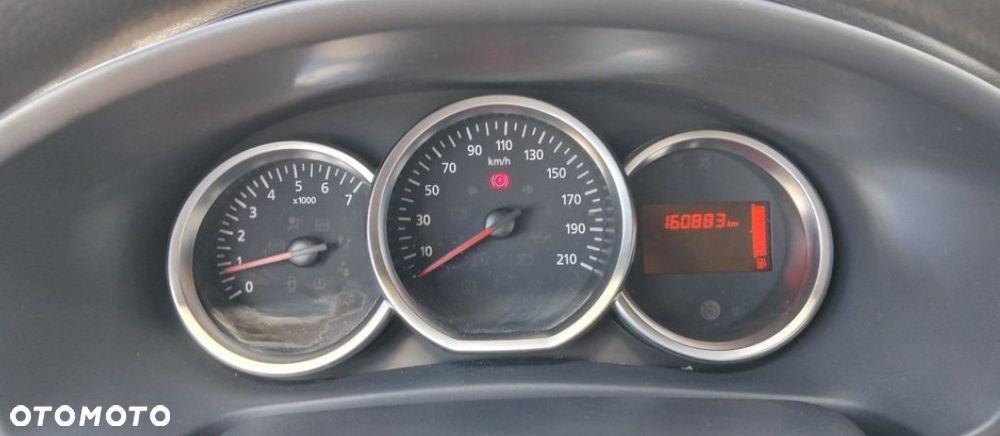 Dacia Sandero - 5