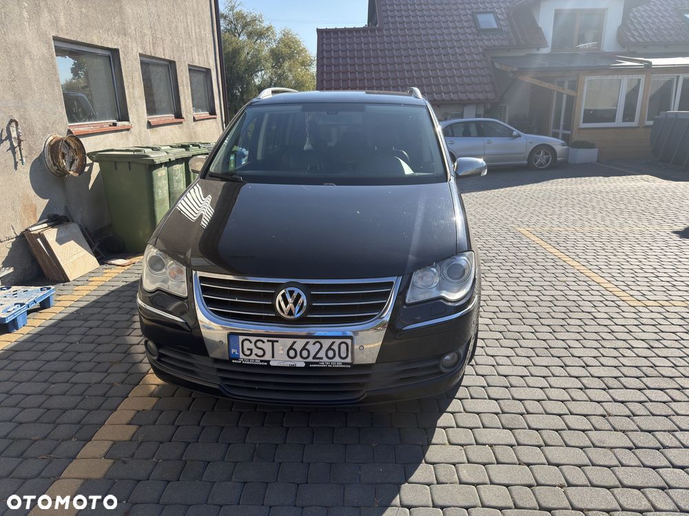 Volkswagen Touran 2007 photo 4