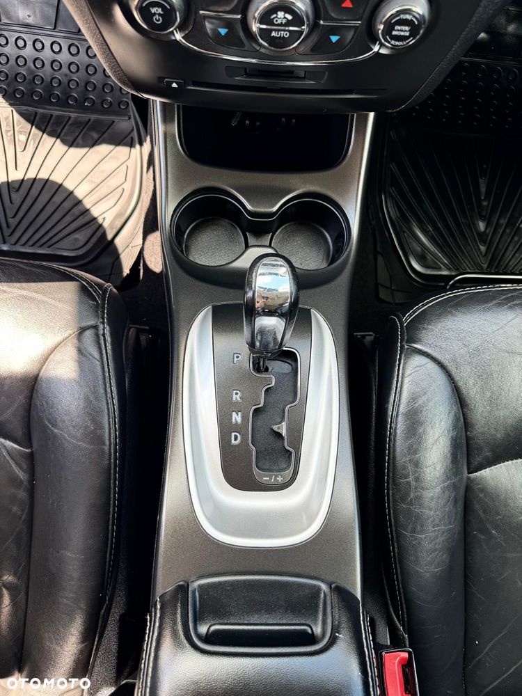 Fiat Freemont 2.0 Multijet 16V DPF Automatik Allrad Black Code - 23
