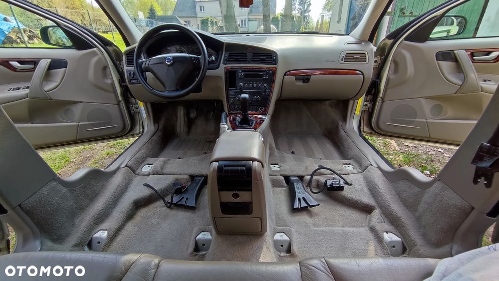 Volvo S60 2.4D Kinetic - 18