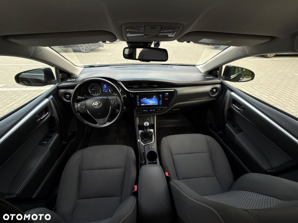 Toyota Corolla - 6