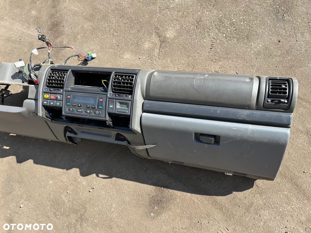 Kokpit deska rozdzielcza szary LAND ROVER DISCOVERY 1 I & 2 II - 3