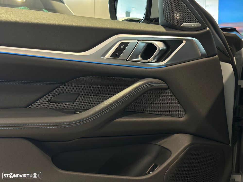 BMW i4 eDrive40 Pack Desportivo M - 10