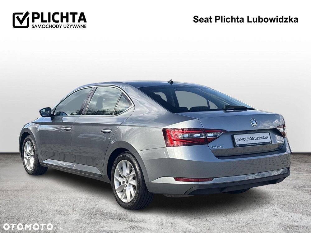 Skoda Superb 2.0 TDI SCR Ambition DSG - 3