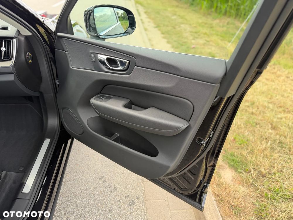 Volvo XC 60 B6 B AWD Inscription - 7