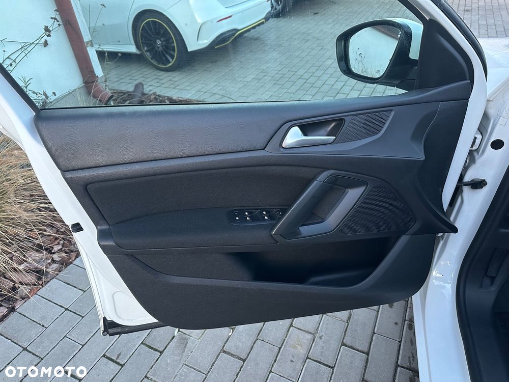 Peugeot 308 BlueHDi 100 Stop & Start Active - 28