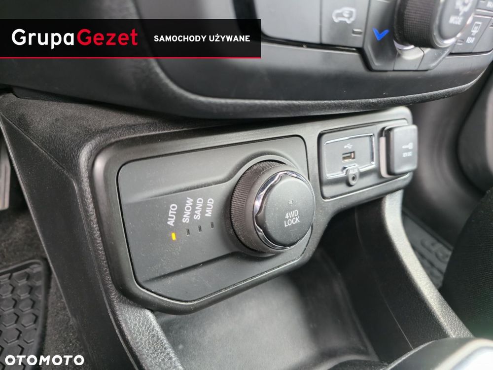 Jeep Renegade - 21