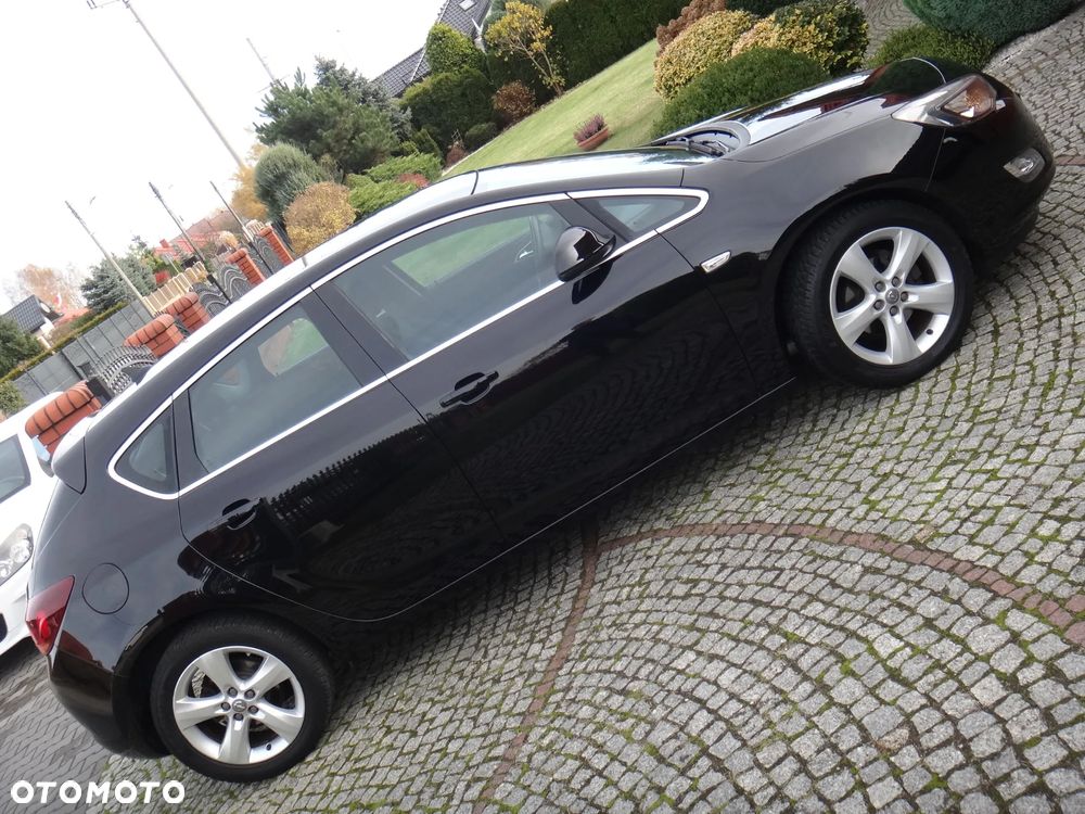 Opel Astra IV 1.4 T Sport - 17