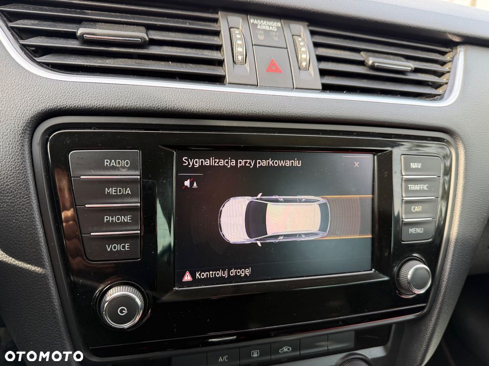 Skoda Octavia 2.0 TDI DSG Ambition - 20