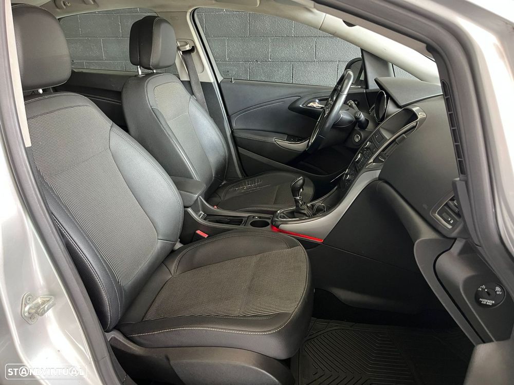 Opel Astra 1.4 T Sport - 12