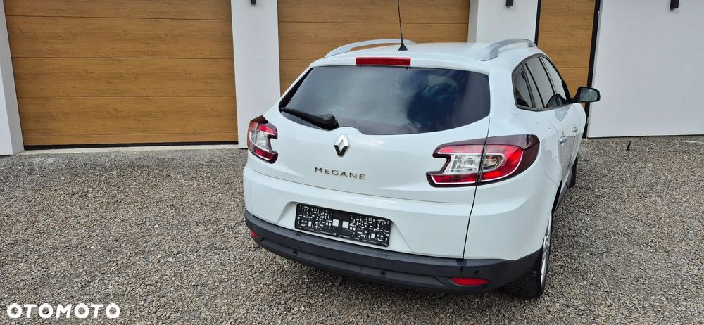 Renault Megane 2.0 16V Bose Edition CVT - 27