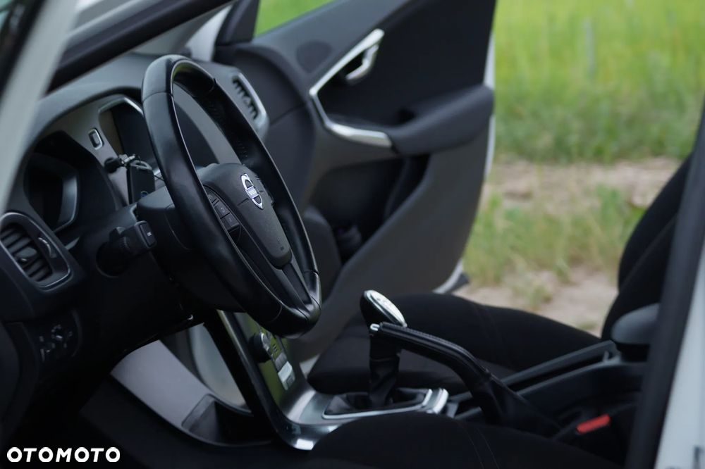 Volvo V40 - 30