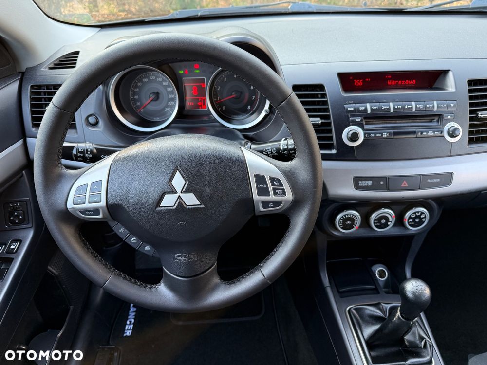 Mitsubishi Lancer 1.8 Intense - 20