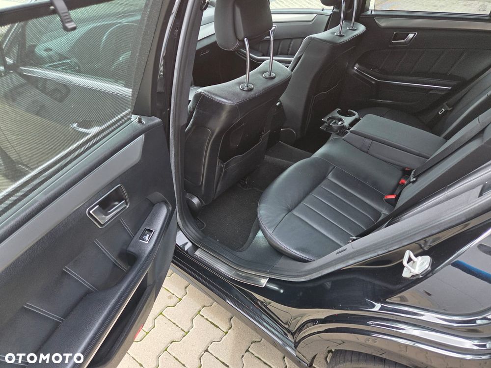 Mercedes-Benz Klasa E 250 CDI 4Matic 7G-TRONIC Avantgarde - 18