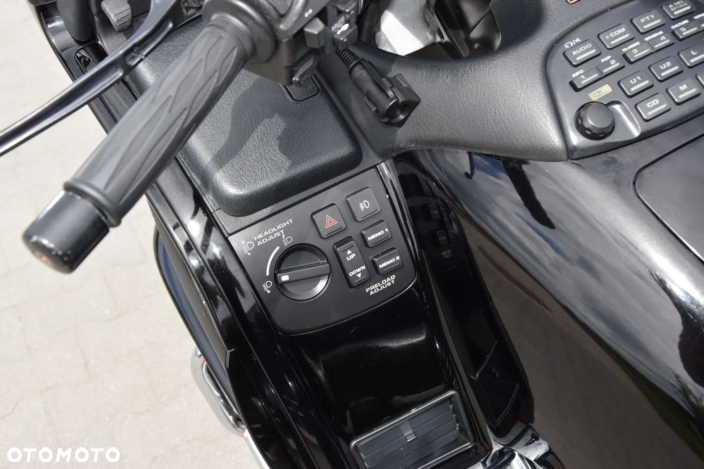 Honda GL - 10