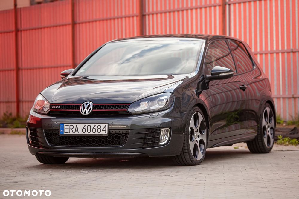 Volkswagen Golf 2.0 TSI GTI - 13