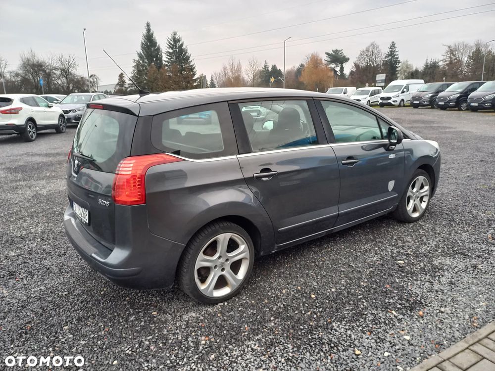 Peugeot 5008 - 7