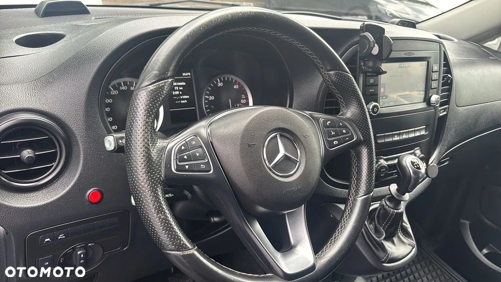 Mercedes-Benz Vito - 17