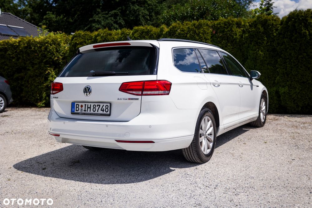 Volkswagen Passat 2.0 TDI SCR BlueMotion Technology 4Motion Trendline - 14
