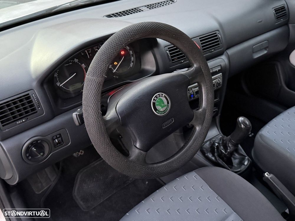 Skoda Octavia Break 1.4 Ambiente - 5