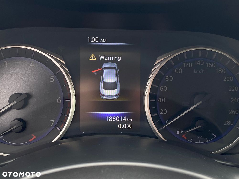 Infiniti Q50 2.2d - 17