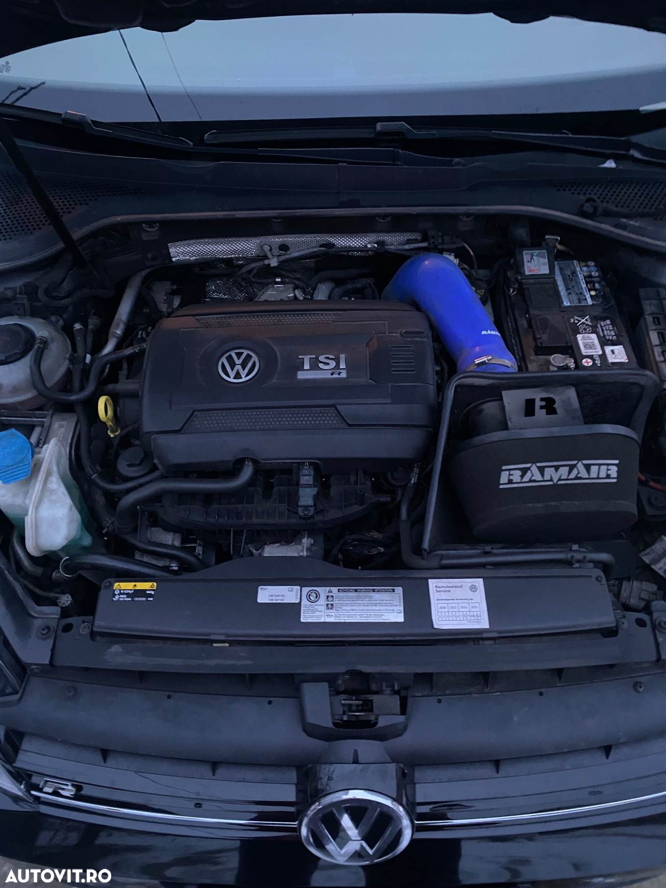 Volkswagen Golf 2.0 TSI DSG R - 11