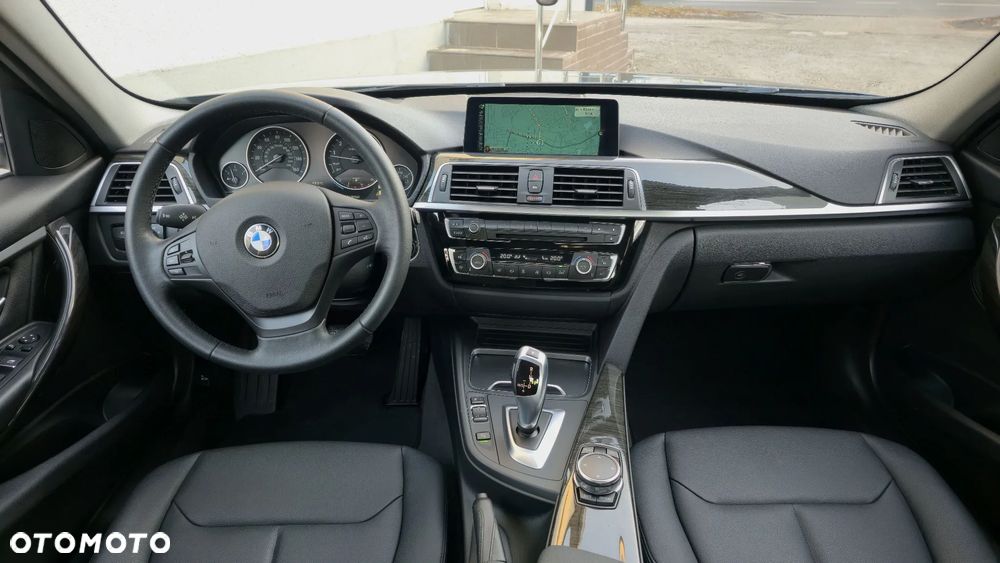 BMW Seria 3 320i Edition M Sport Shadow - 19