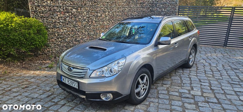 Subaru Outback 2.0 D Comfort - 1