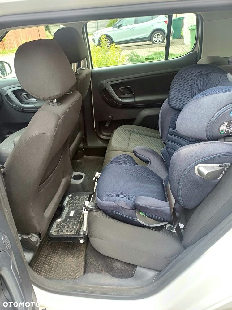 Skoda Fabia 1.4 16V Scout - 12