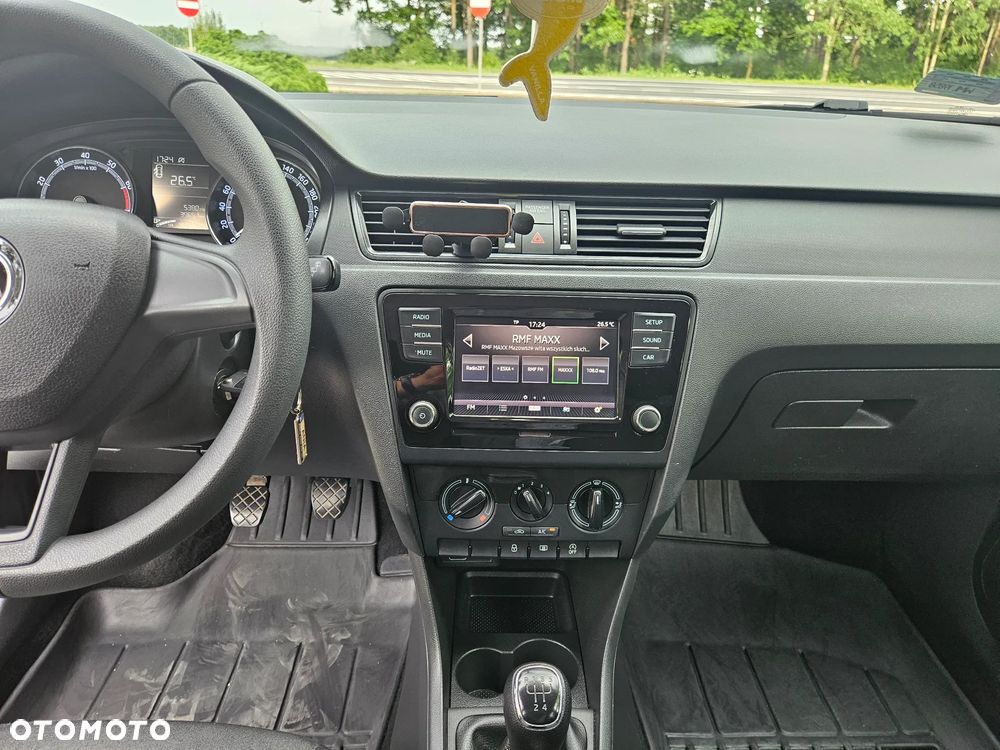 Skoda RAPID 1.0 TSI Active - 14
