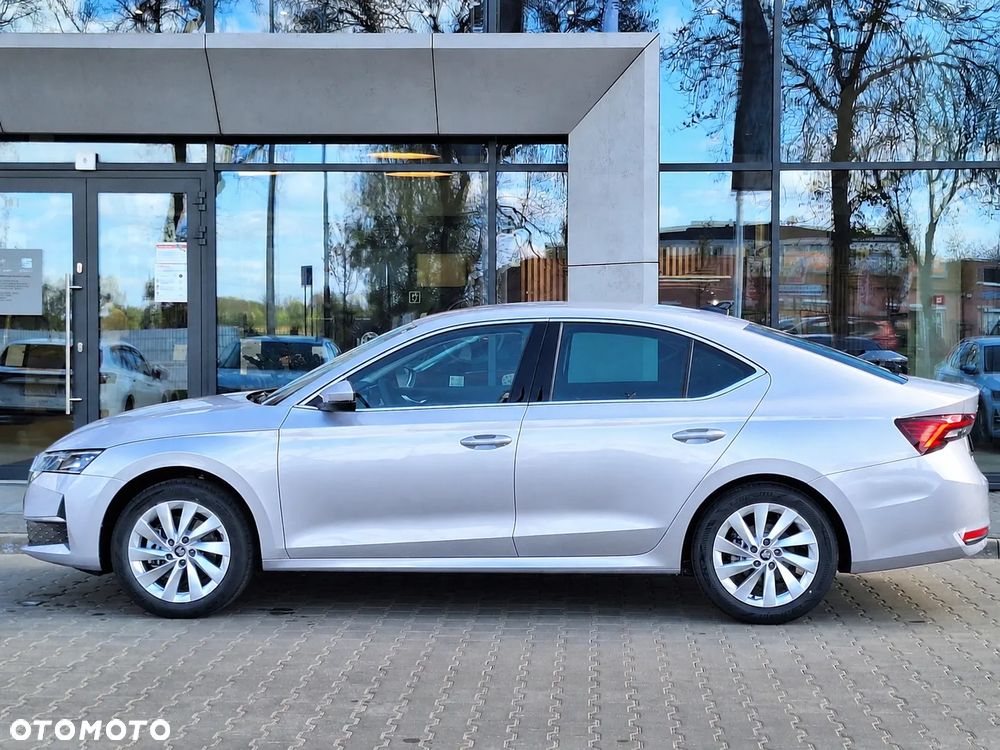 Skoda Octavia 1.5 TSI mHEV Drive Essence DSG - 4