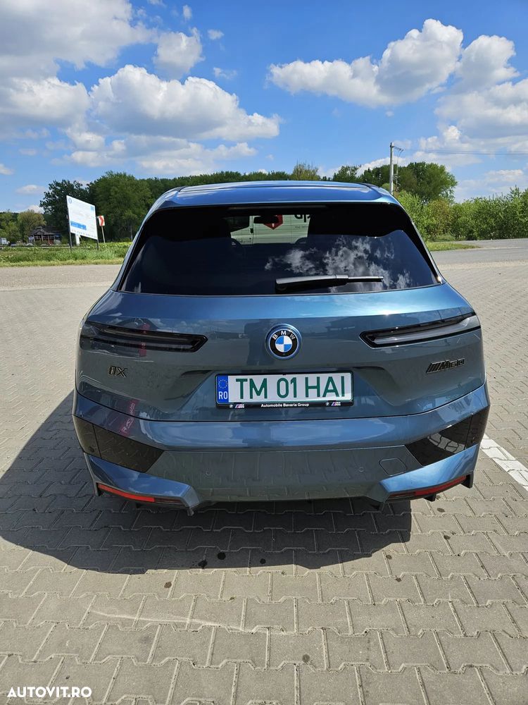 BMW iX xDrive50 - 4