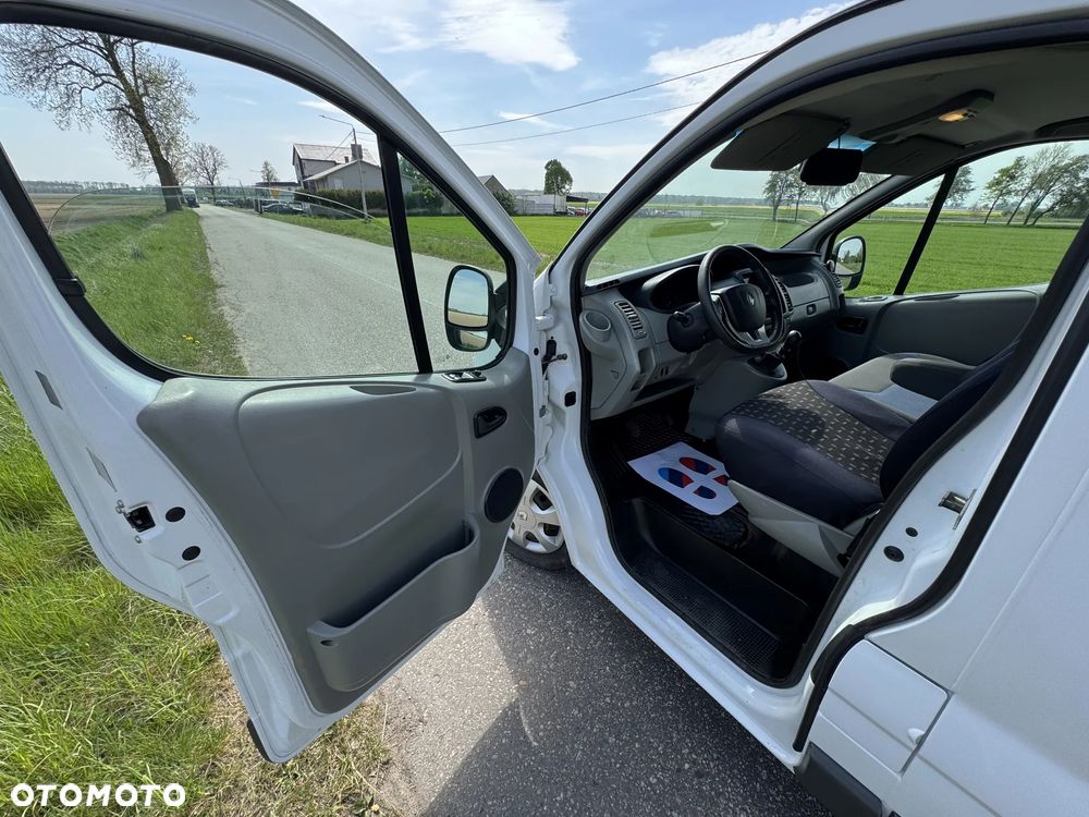 Renault TRAFIC - 33