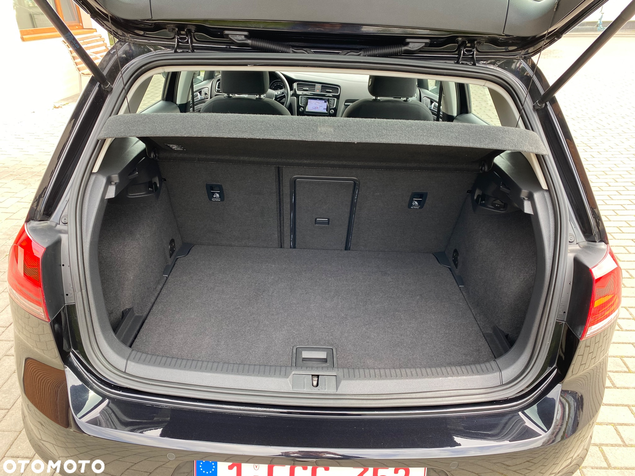 Volkswagen Golf VII 1.6 TDI BMT Highline - 37