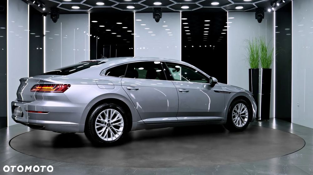 Volkswagen Arteon 2.0 TSI Essence DSG - 9