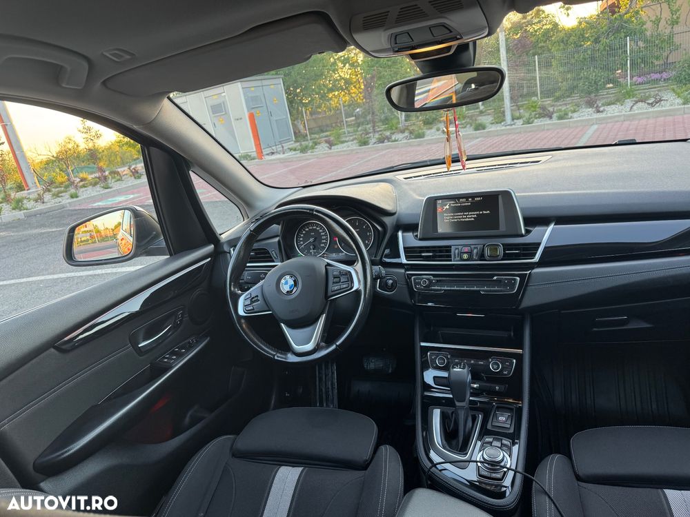 BMW Seria 2 218d Aut. Sport Line - 6