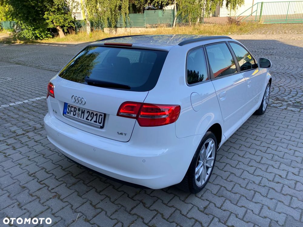Audi A3 Sportback 1.4 TFSI Ambiente - 9