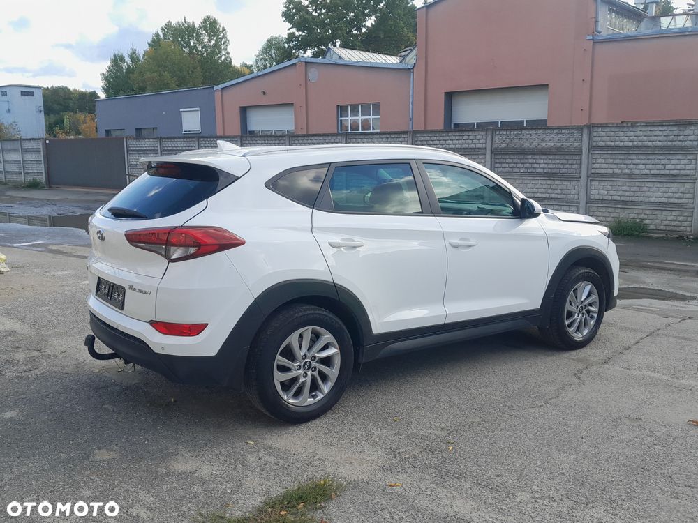 Hyundai Tucson 1.7 CRDI BlueDrive Style 2WD - 3