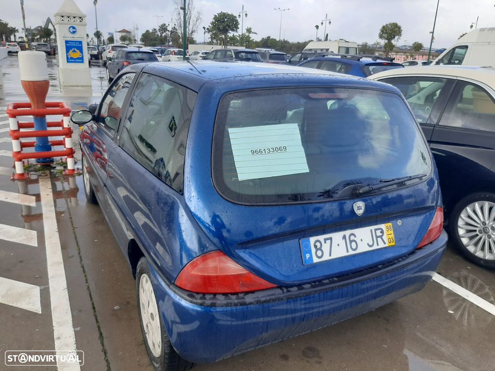 Lancia Y 1.2 16V LS - 2