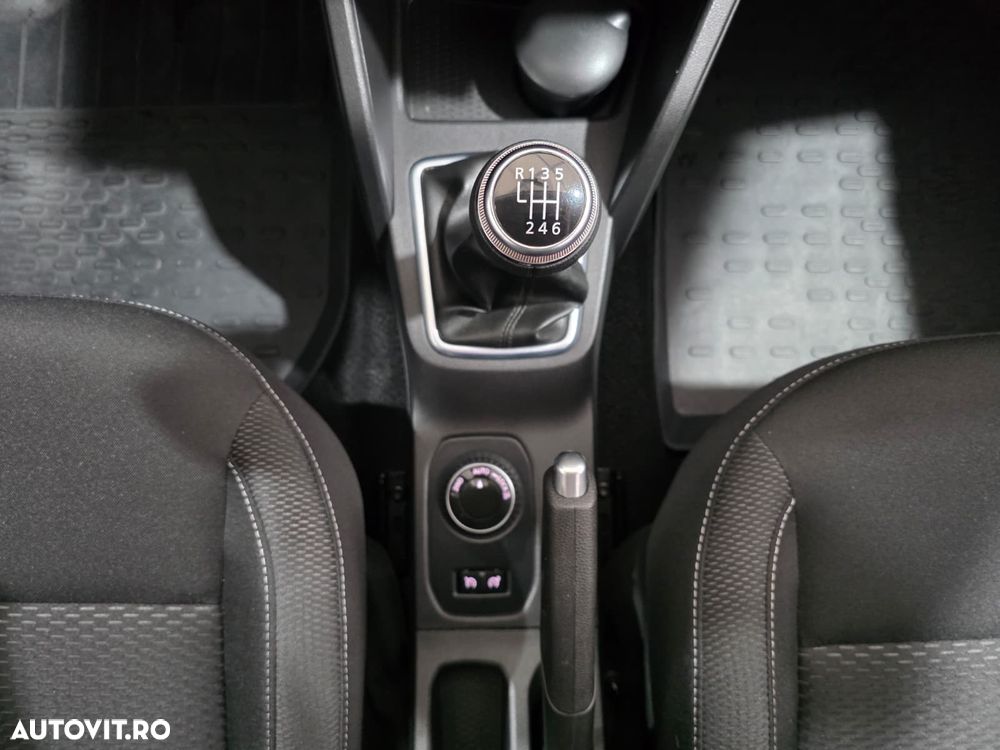 Dacia Duster TCe 130 GPF 4WD Comfort - 11