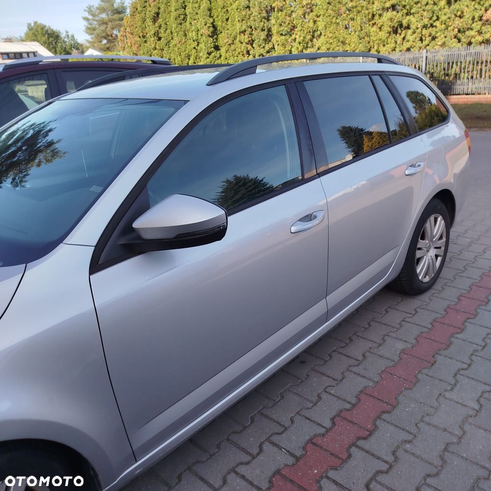 Skoda Octavia 1.4 TSI Edition DSG - 3