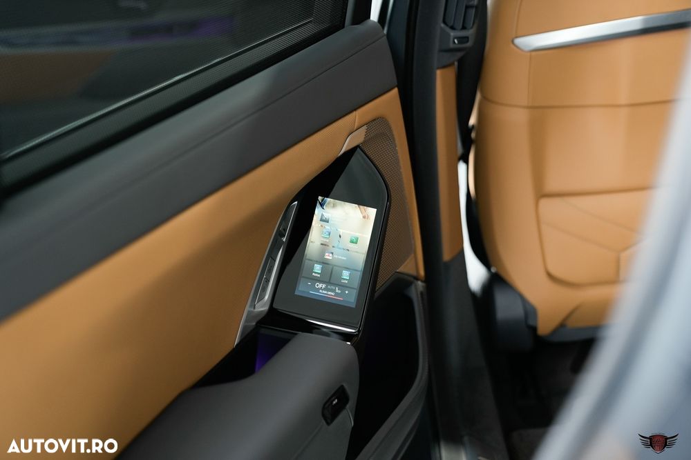 BMW Seria 7 740d xDrive MHEV - 20