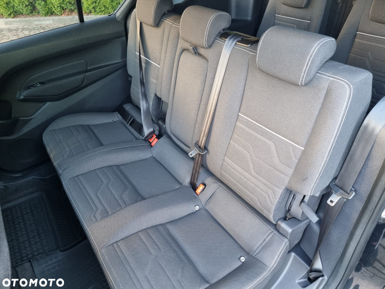 Ford Tourneo Connect Grand 1.6 TDCi Titanium - 19