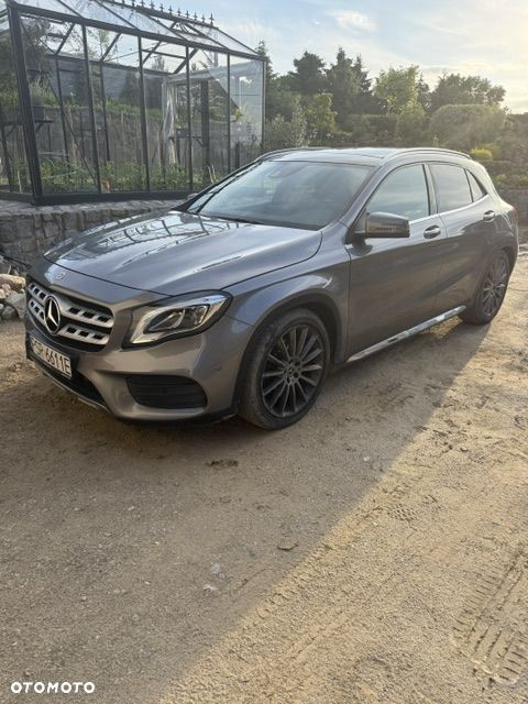 Mercedes-Benz GLA 220 d AMG Line - 1