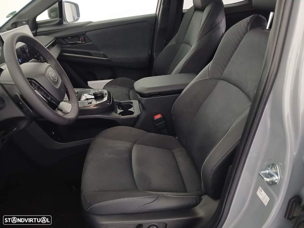 Toyota C-HR+ 77kWh AWD Lounge - 9