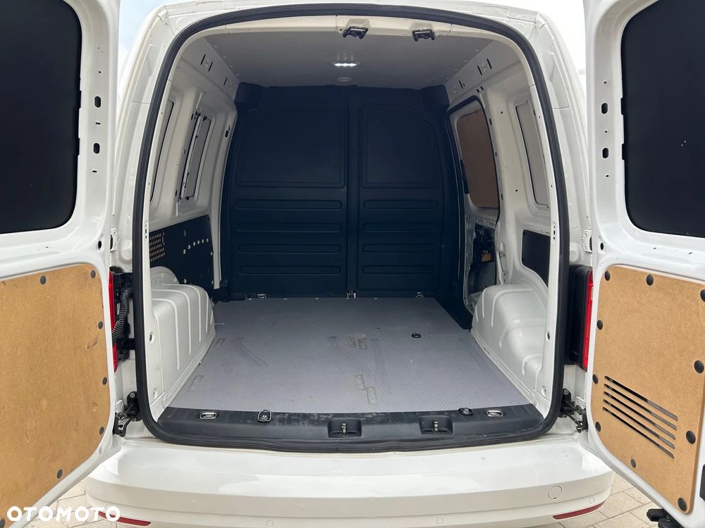 Volkswagen Caddy - 9