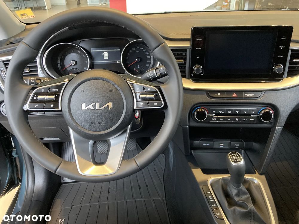 Kia XCeed 1.5 T-GDI M - 5