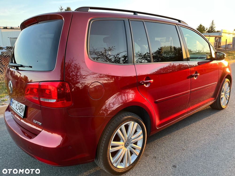 Volkswagen Touran 2.0 TDI Trendline DSG - 6