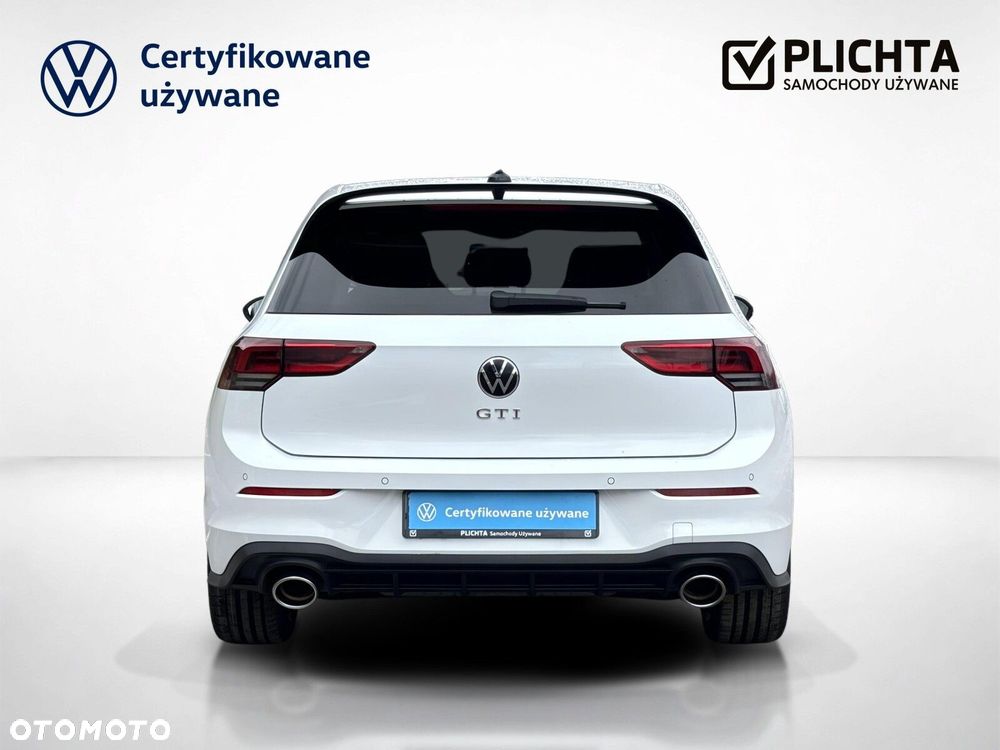 Volkswagen Golf - 5