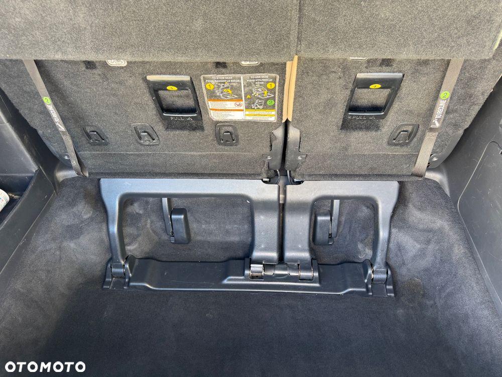Toyota Sienna - 13